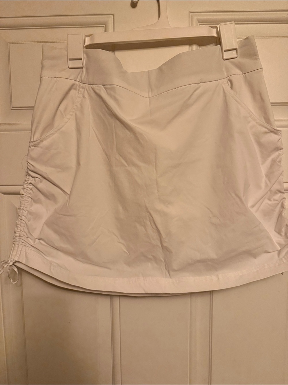 Columbia White Athletic Skort with Side Ruched Drawstring